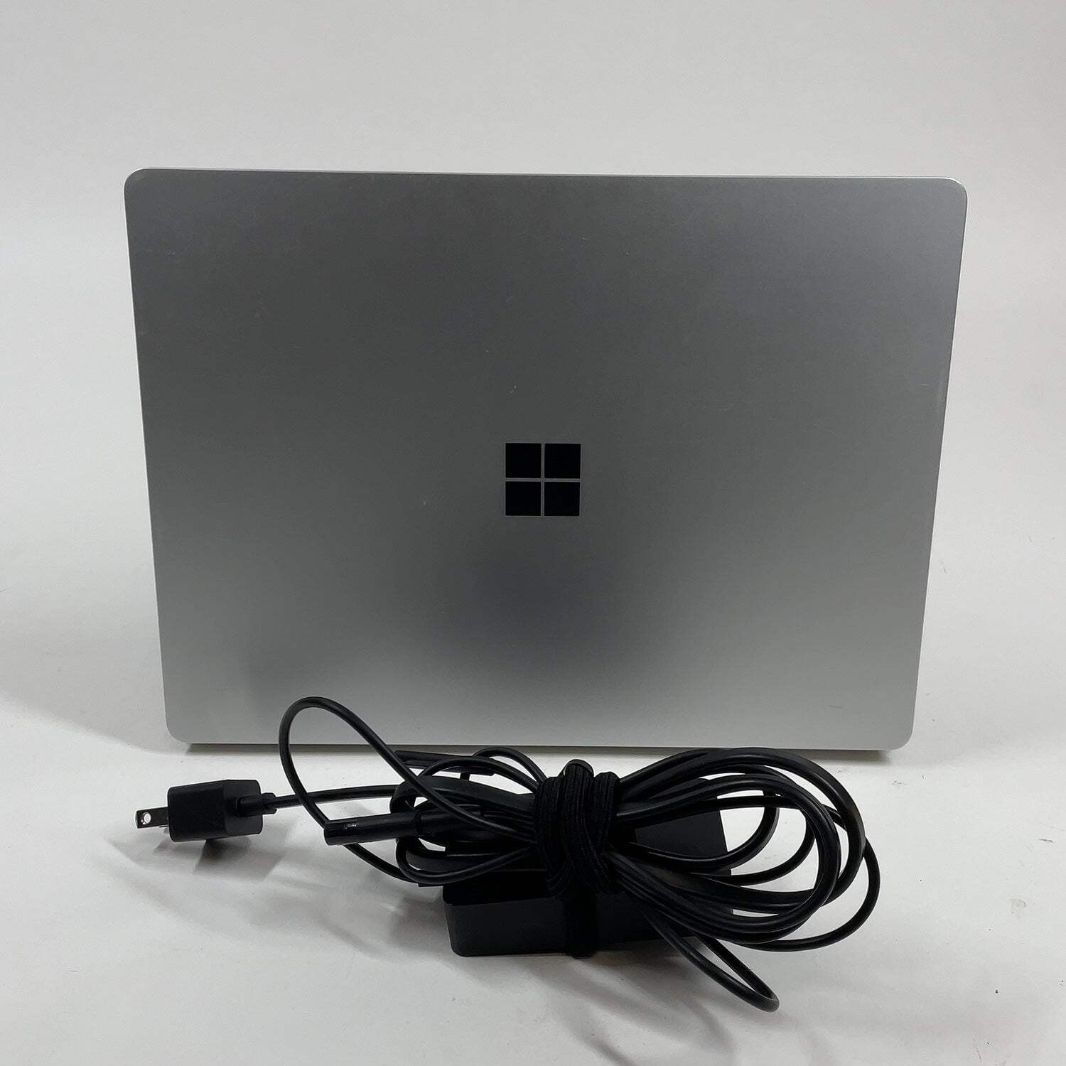 Microsoft Surface Go 1 1943 12.4″ i5-1035G1 1.0GHz 8GB RAM 128GB SSD READ