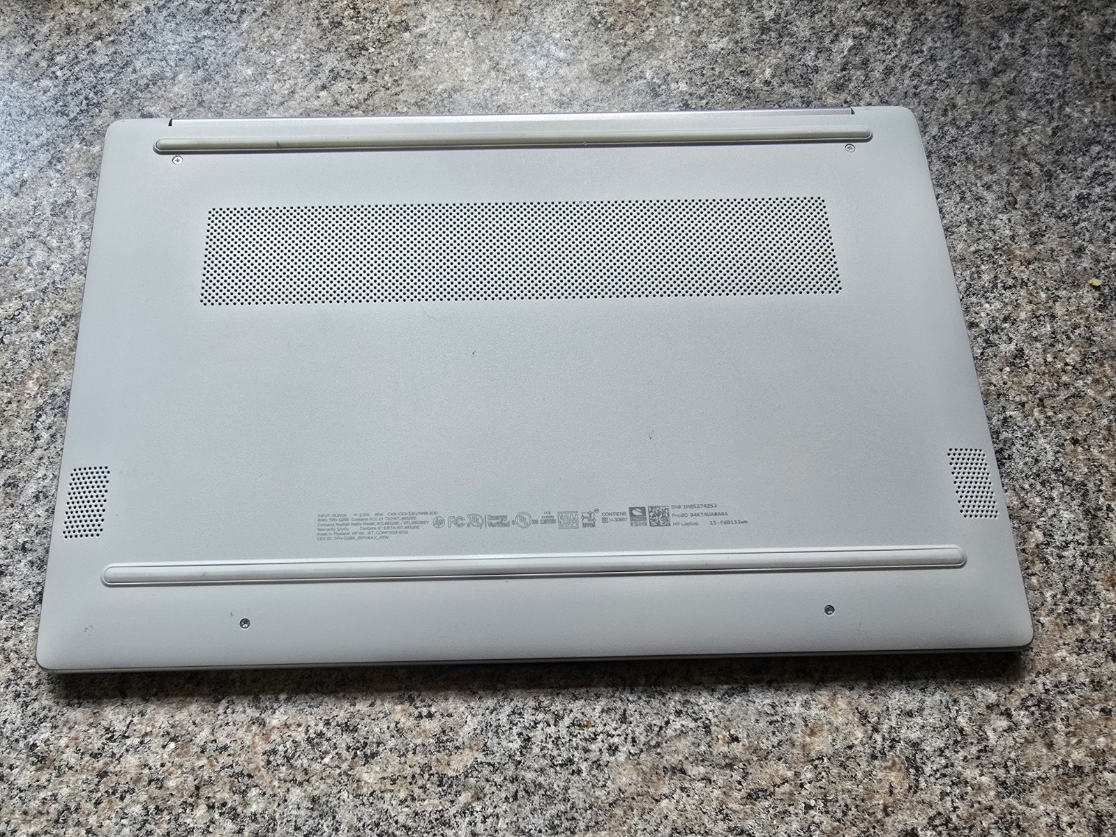 HP 15-fd0133wm 15.6″ Laptop, Intel i3 13th gen 8GB RAM 256GB SSD Silver