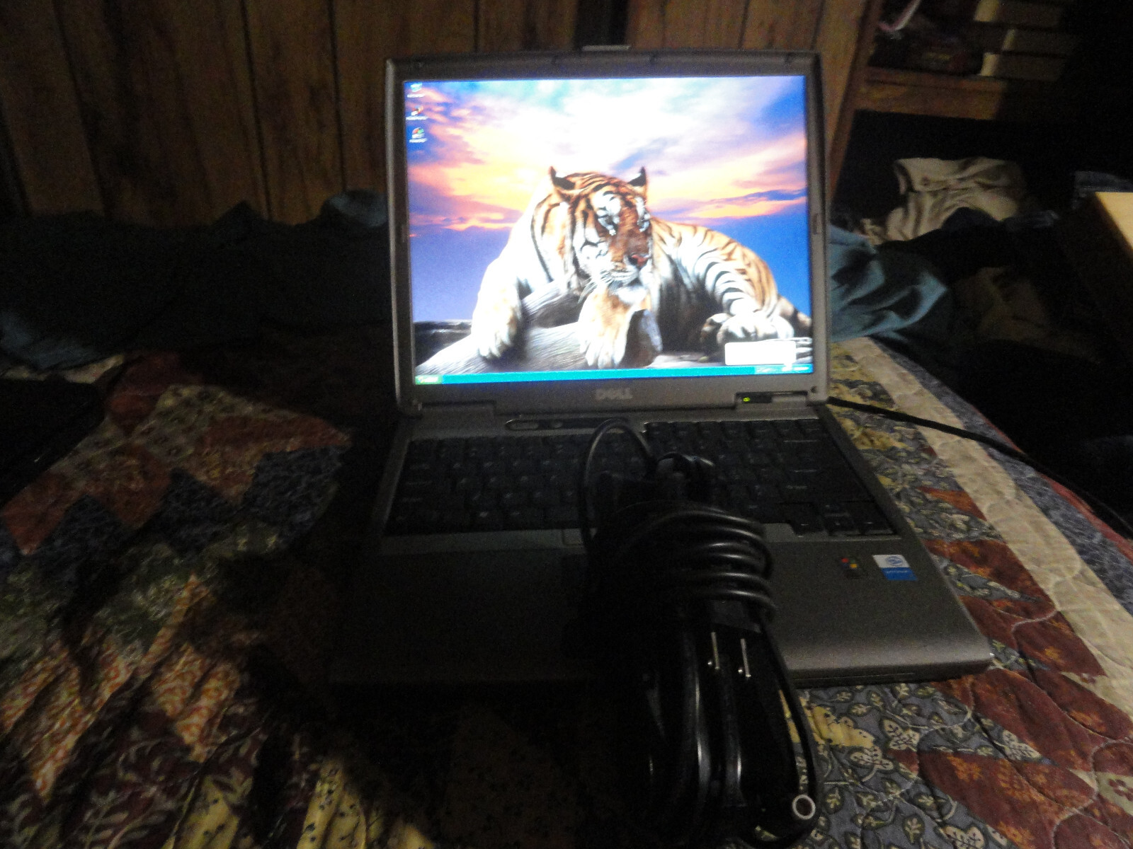 Dell Latitude D600 Celeron M 1.50GHz 80GB HDD 512 MB RAM Windows XP Pro SP3