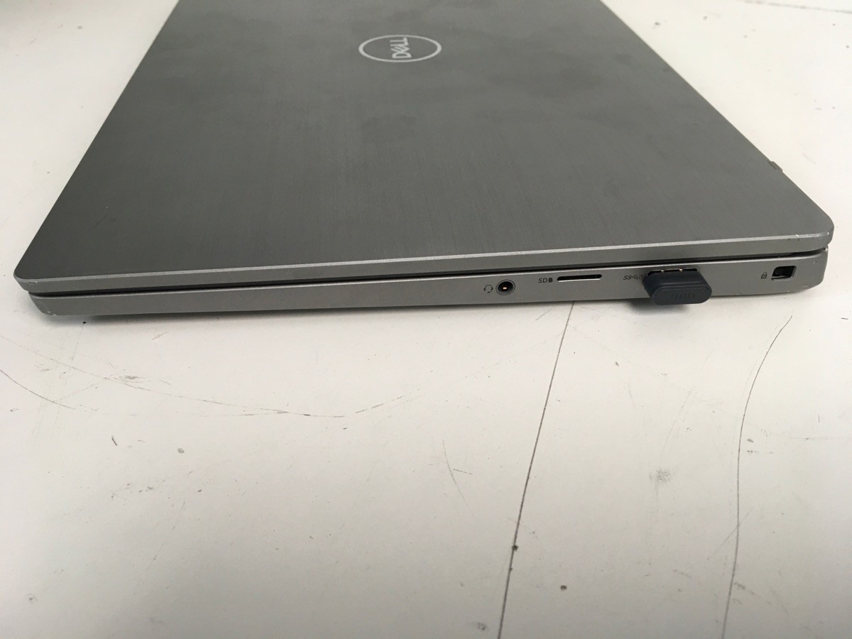 DELL COMPUTER LATITUDE 7400 (P24034607)