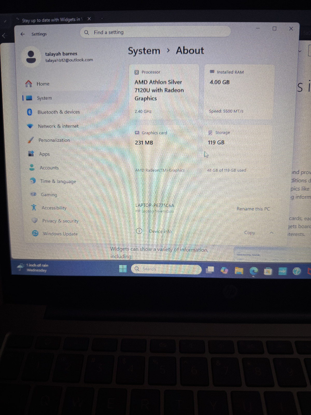 HP Laptop 14-em0xxx AMD Athlon Silver 7120U 4GB 119GB SSD 14″ Win11 Silver