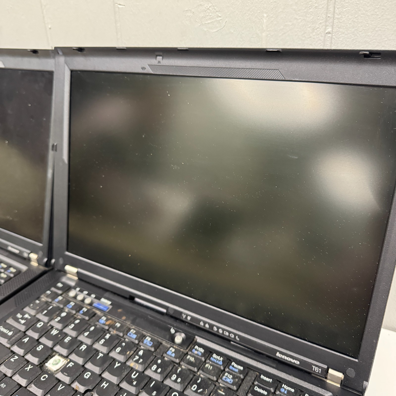 Lenovo ThinkPad T61 No HDD No Charger Set of 2 For PARTS ONLY UNTESTED | READ