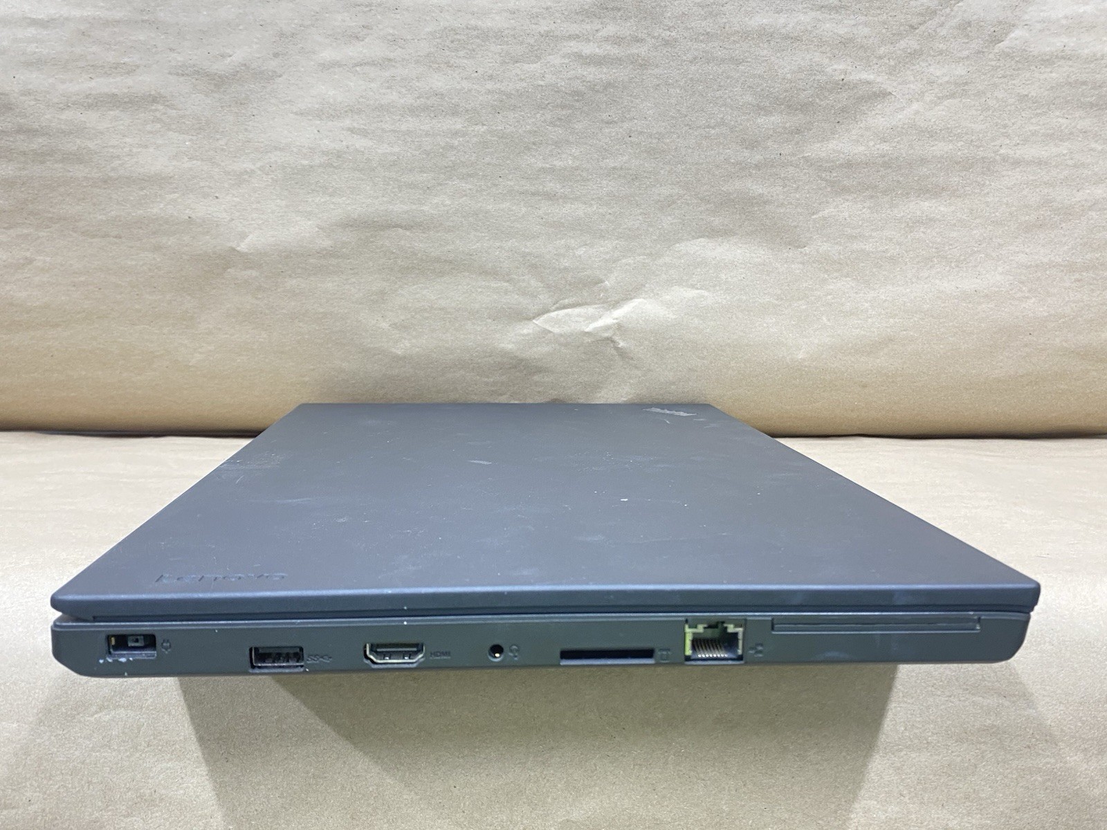 Lenovo T560 – 16″ 1366×768 – I5-6200U – 4GB – 128GB SSD – Win 10 Pro