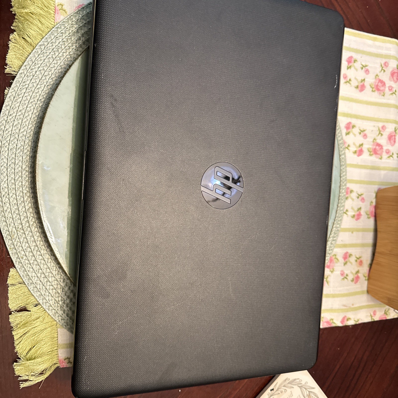 HP 15-f222wm 15.6″ Touchscreen Laptop (N5Y13UA#ABA) – Black