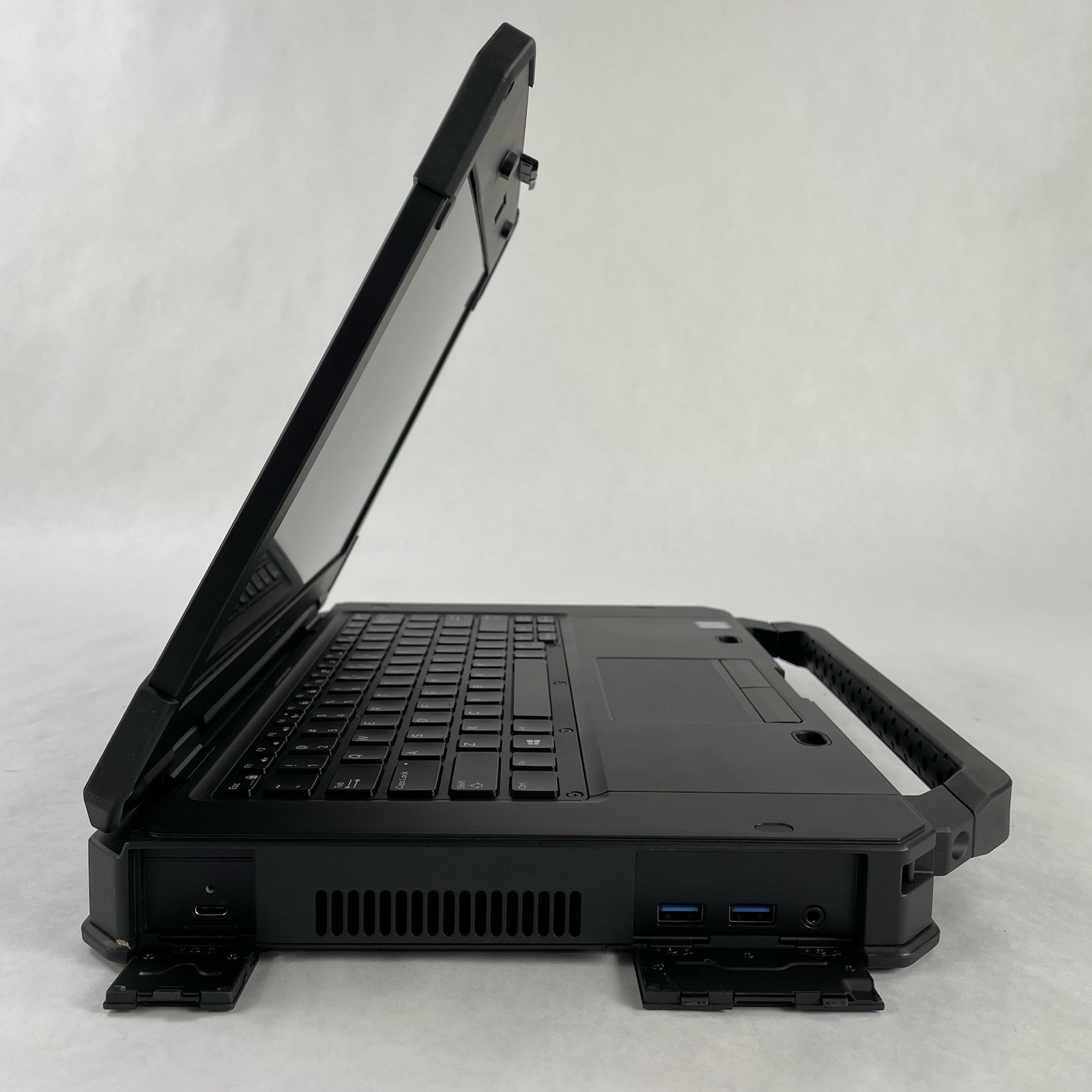 Dell Latitude 5424 14″ i7-8650U 1.90 GHz 16 GB RAM No SSD No OS No Batt RX450