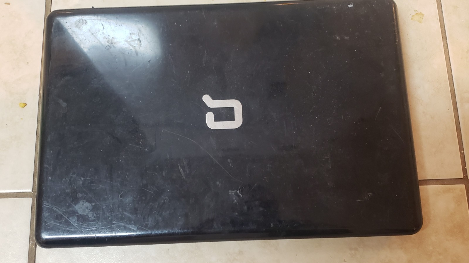 Compaq Presario CQ60 Laptop 1gb 128gb SSD PARTS REPAIR ONLY BROKEN SCREEN *LOOK*