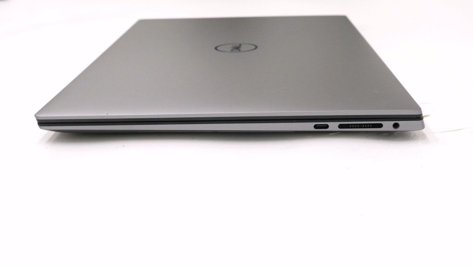 Dell Precision 5570 15″ i5-12600h 16GB 256GB – Very Good