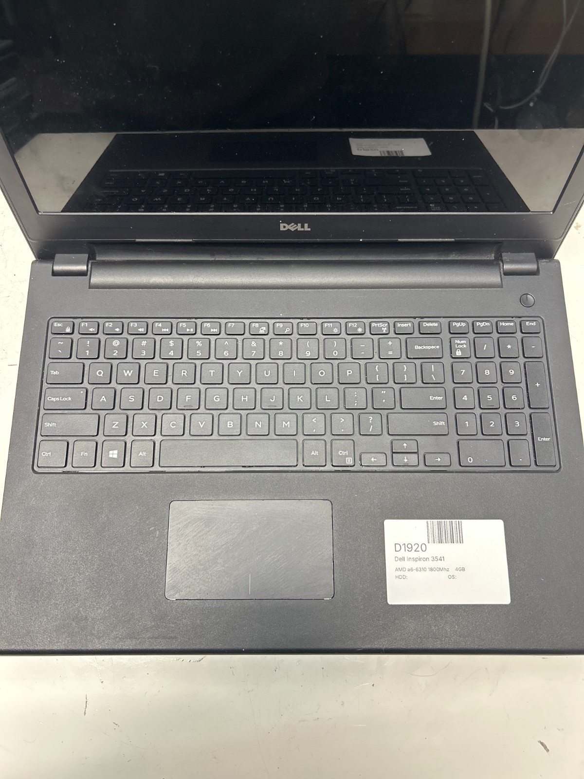 Dell Inspiron 3541 AMD a6-6310 1800Mhz 4GB NO HDD