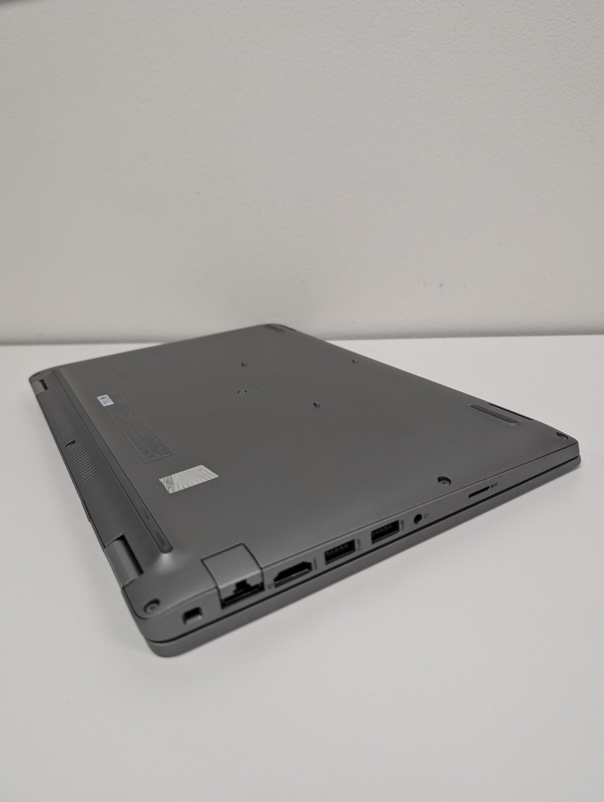Dell Latitude 5420 14″ 2.6 GHz i5-1145G7 16GB 256GB SSD WARRANTY [GRADE A] [USA]