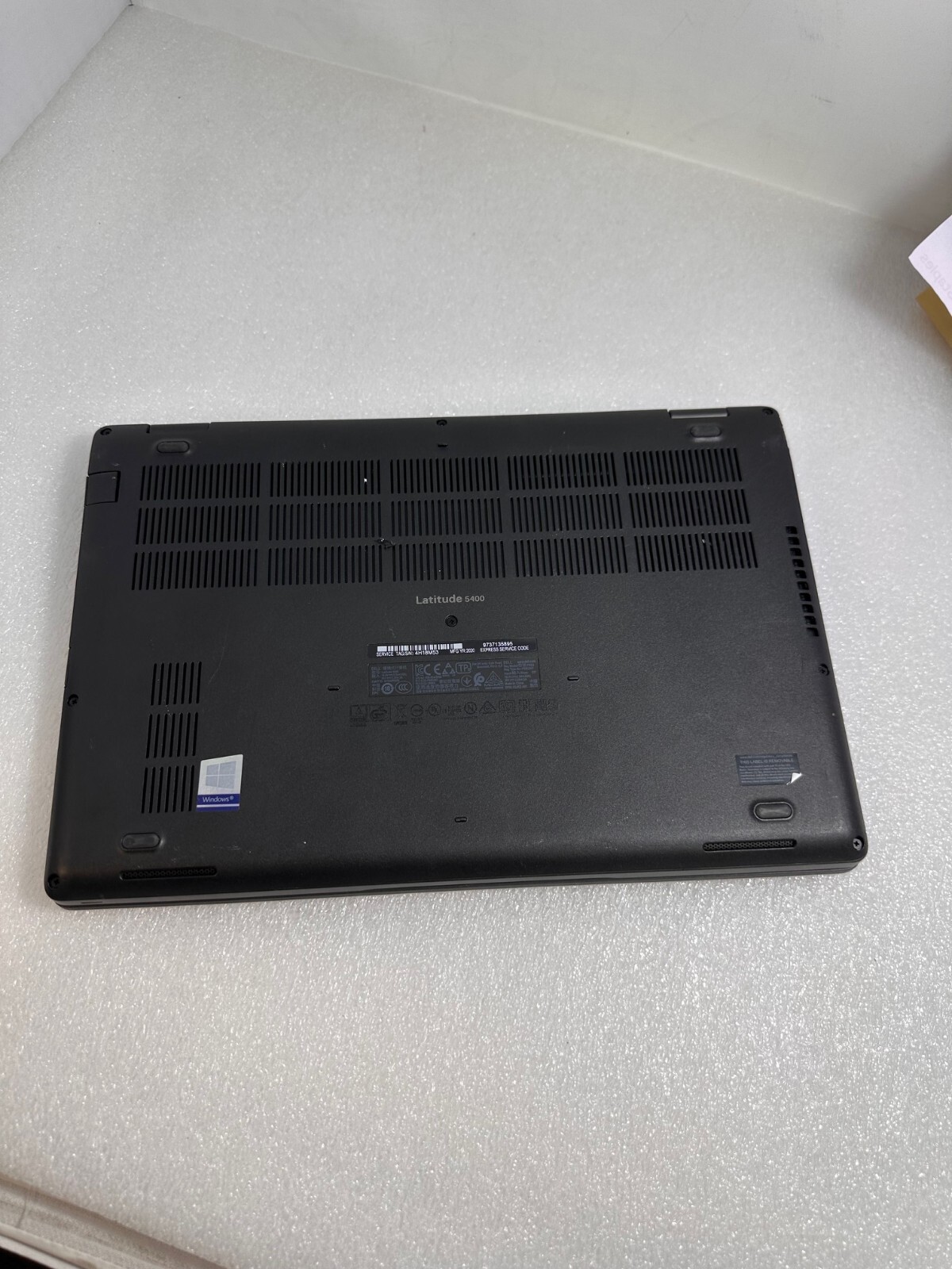 Dell Latitude 5400 14″ FHD Laptop Intel Core i5-8365U 8GB ram 256GB PCIe