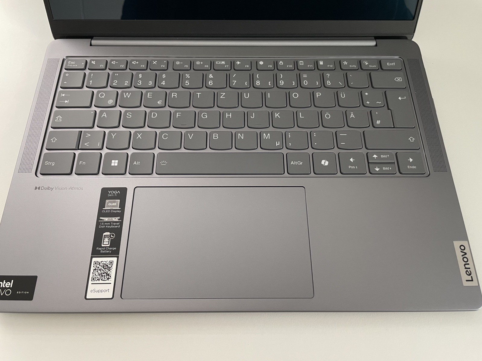 Lenovo Yoga Slim 7i AI Laptop 14” WUXGA OLED Display Intel i7 32GB Ram 1TB SSD