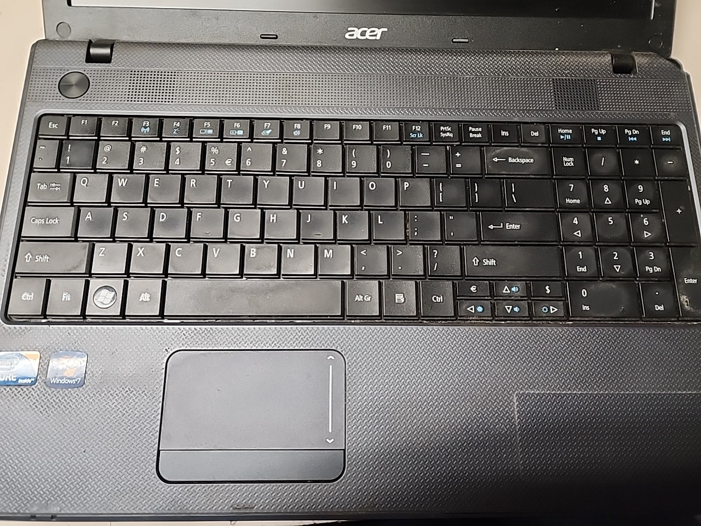 15.6″ Acer TravelMate 5744Z UNTESTED AS IS