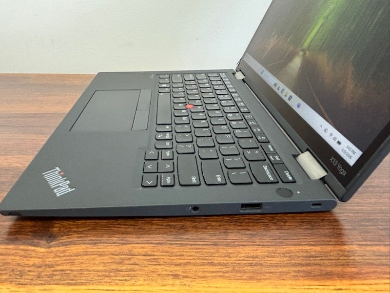 Lenovo ThinkPad X13 Yoga Gen 1 Touch 2in1 i5-1135G7 2.40GHz 16GB 256GB SSD W11P