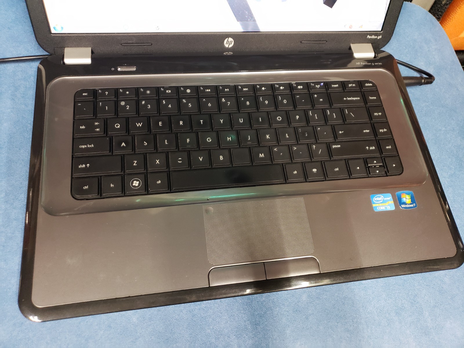 HP Pavilion g6 Intel Core i3-2330M 2.20GHz 4GB Ram 600 GB HDD bad battery