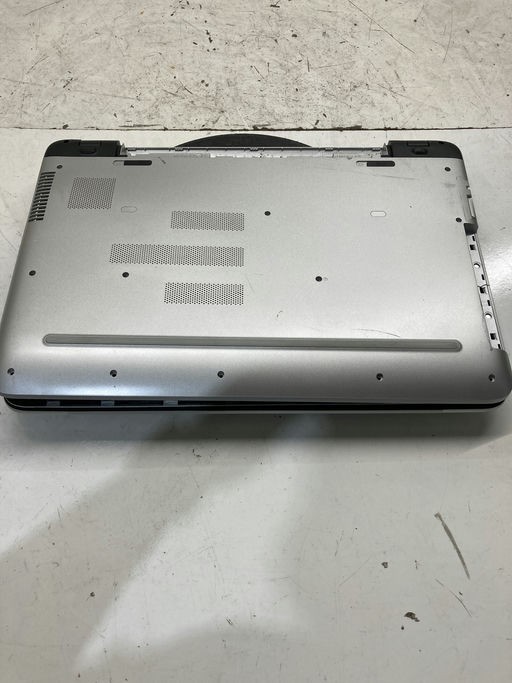 HP Envy Notebook Intel Core i7-6700HQ 2.60GHz 8GB NO HDD NO BAT