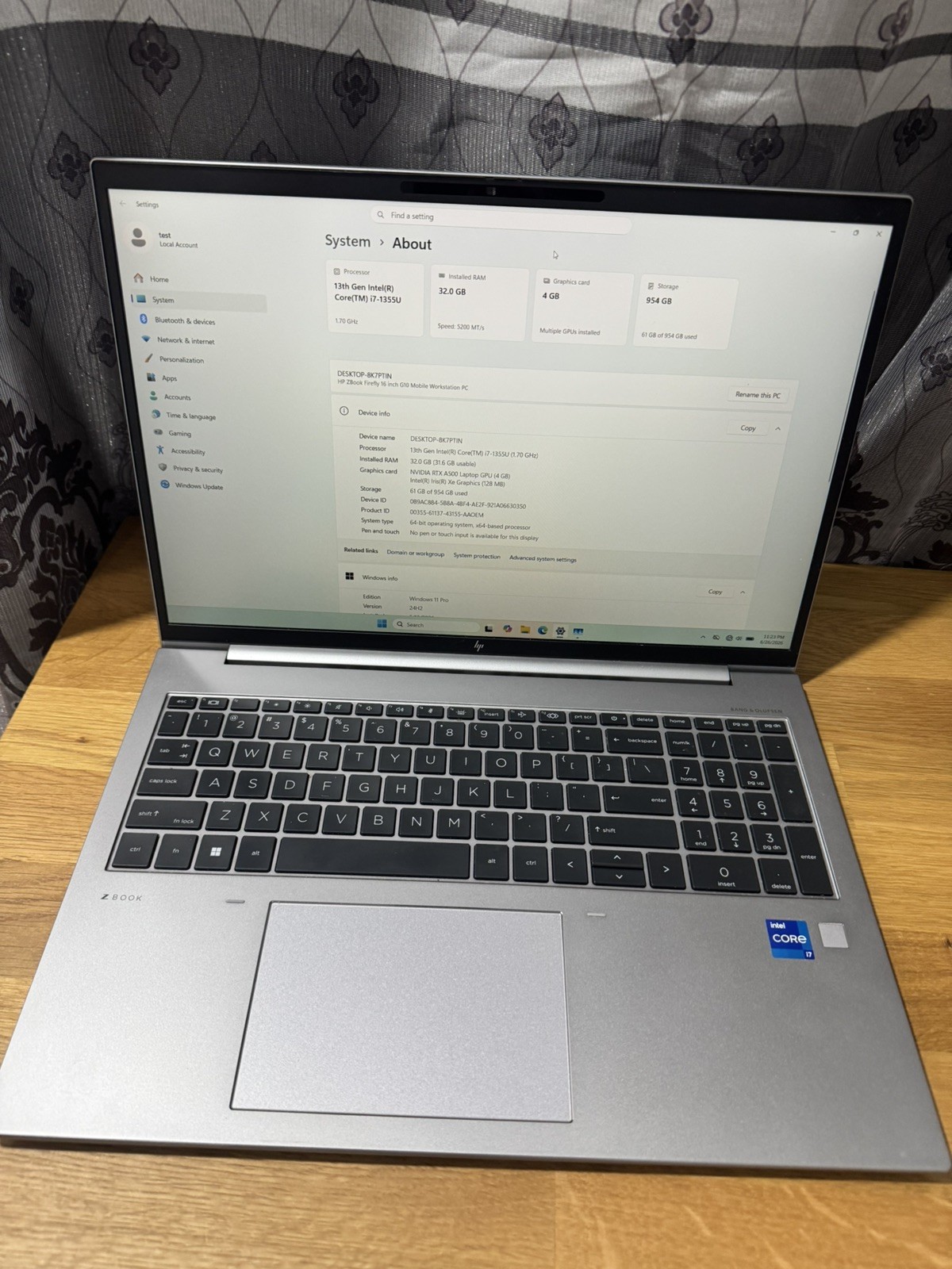 HP ZBook Firefly 16 G10 Mobile Workstation Core i7-1355U RTX A500 32GB 1TB
