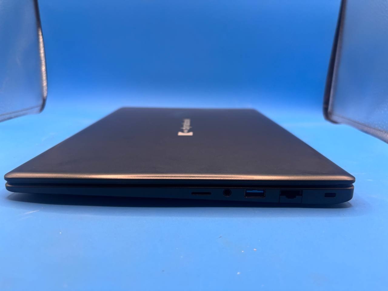 Dynabook Satellite Pro C40-J 14″ Core i3 11th Gen 8GB Ram 256GB SSD Win 11 PH9