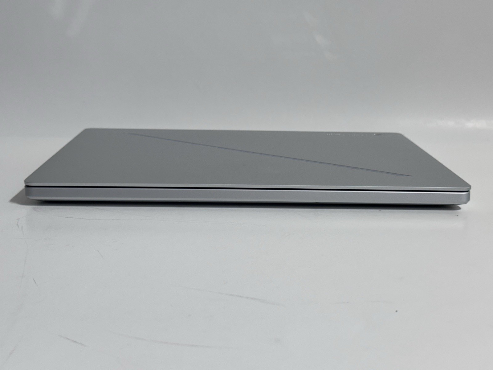 Asus ROG Zephyrus G14 GA403 14 QHD+ OLED Ryzen AI 9 HX 370 32GB 1TB RTX 5070 Ti