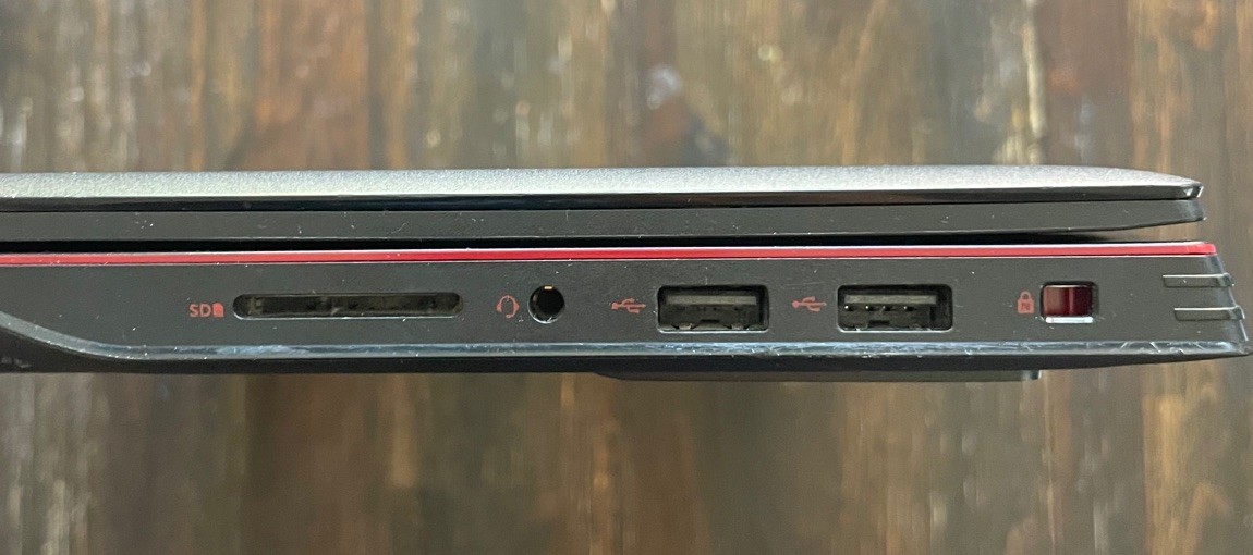 Dell G3 3500 Gaming Laptop i5-10300H GTX 1650 Ti 32 GB RAM 512 GB SSD