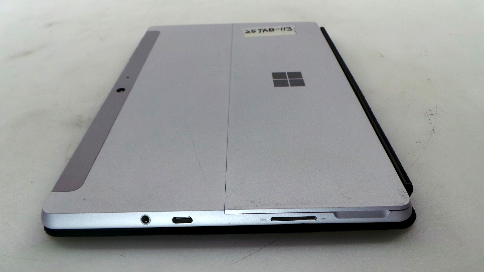 Microsoft Surface Go 2 10.5″ Pentium 4425Y 1.70GHz 4GB RAM 64GB SSD WIN 10 PRO