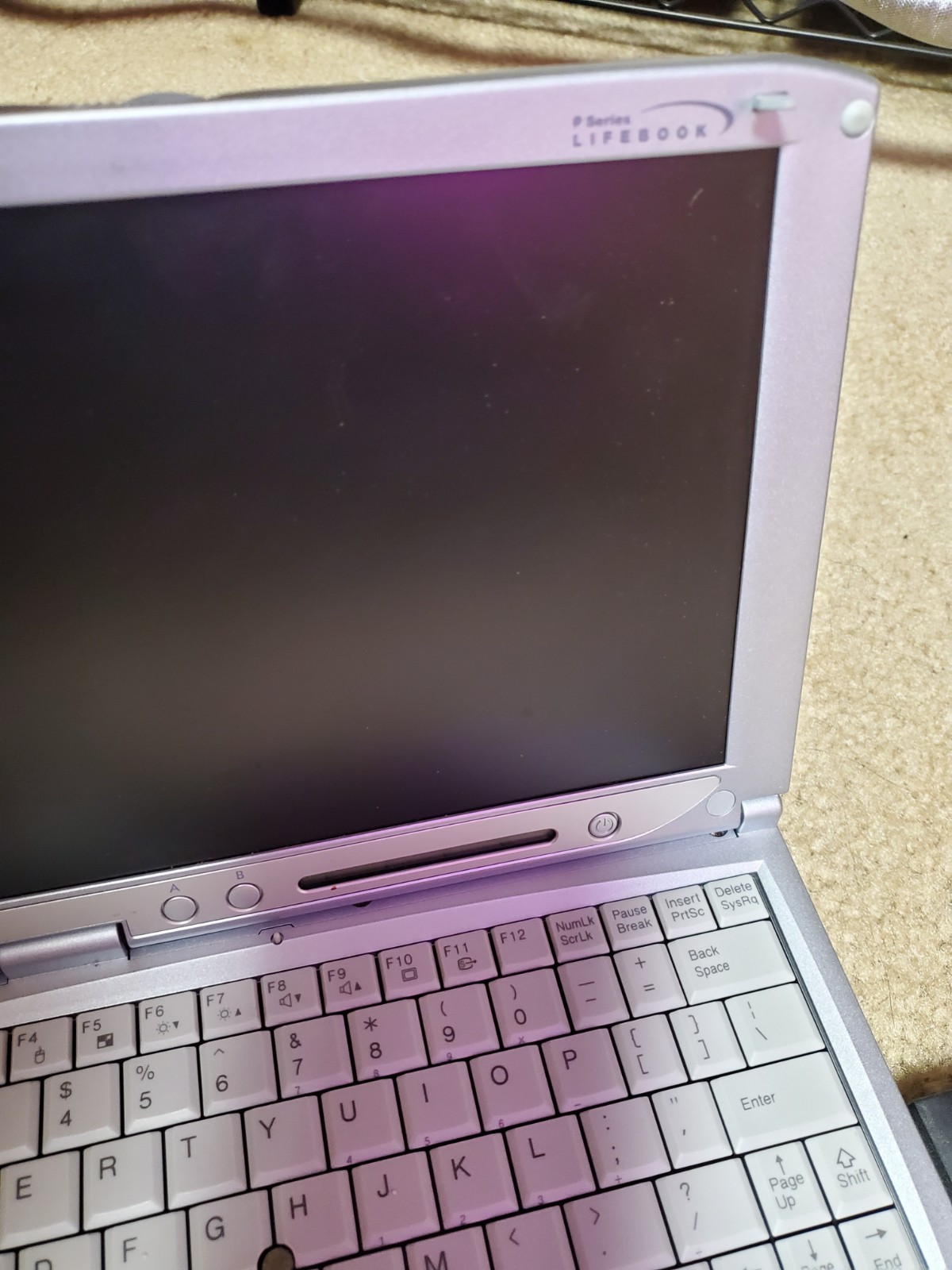 Fujitsu LifeBook P Series fpc02011al cp145514 Laptop PARTS AS IS UNTESTED NO AC