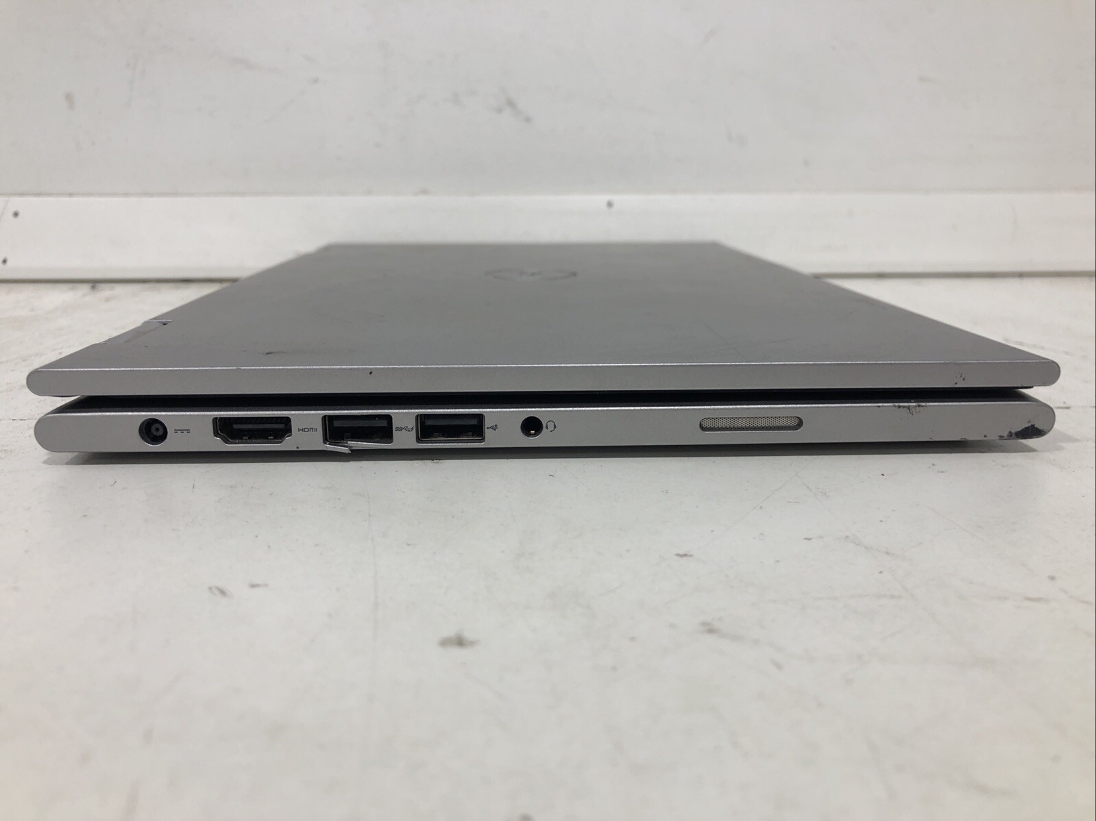 Dell Inspiron 11 – 3147 – 12″ 1366×768 – N3530 – 4GB – NO HDD – NO OS
