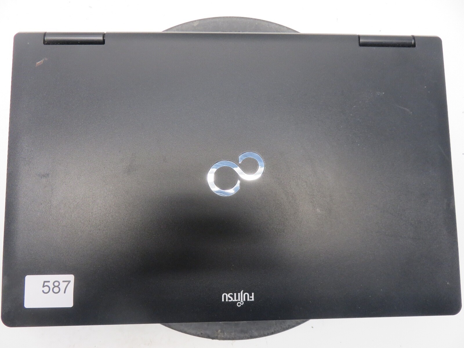 Fujitsu LifeBook E752 Intel i5-3340M 2.7GHz 2 GB NO HDD No Batt
