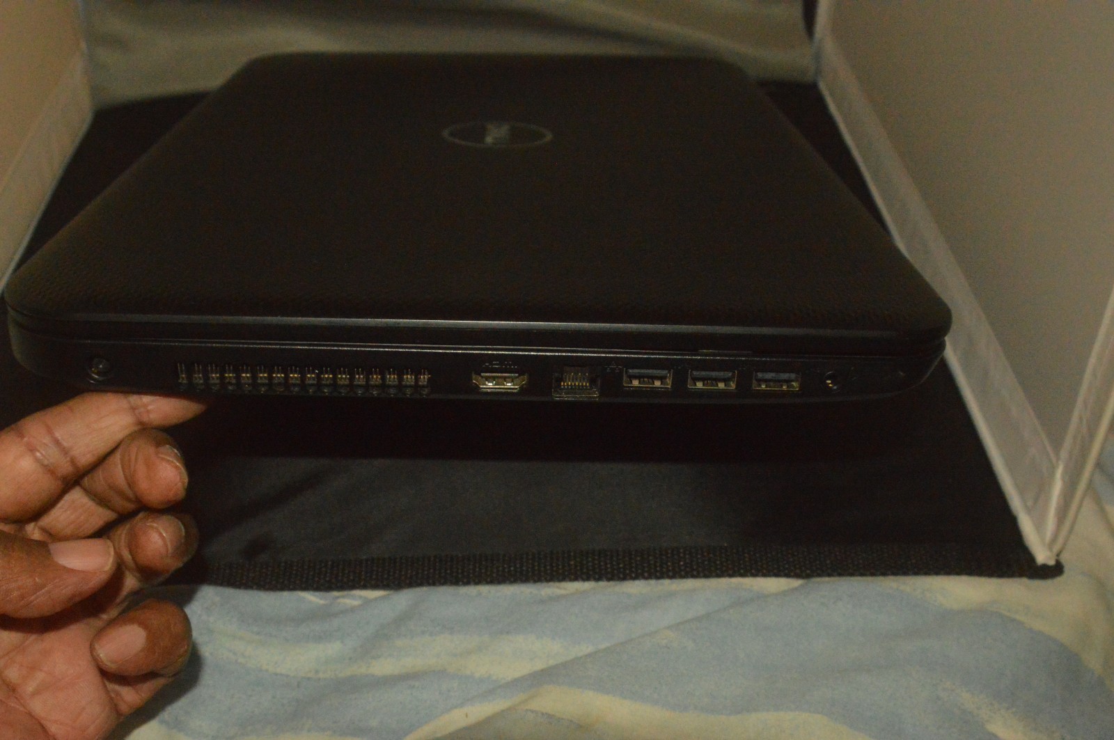 dell 3721 inspiron 16mag ram/930maga bites h/drive /win 10