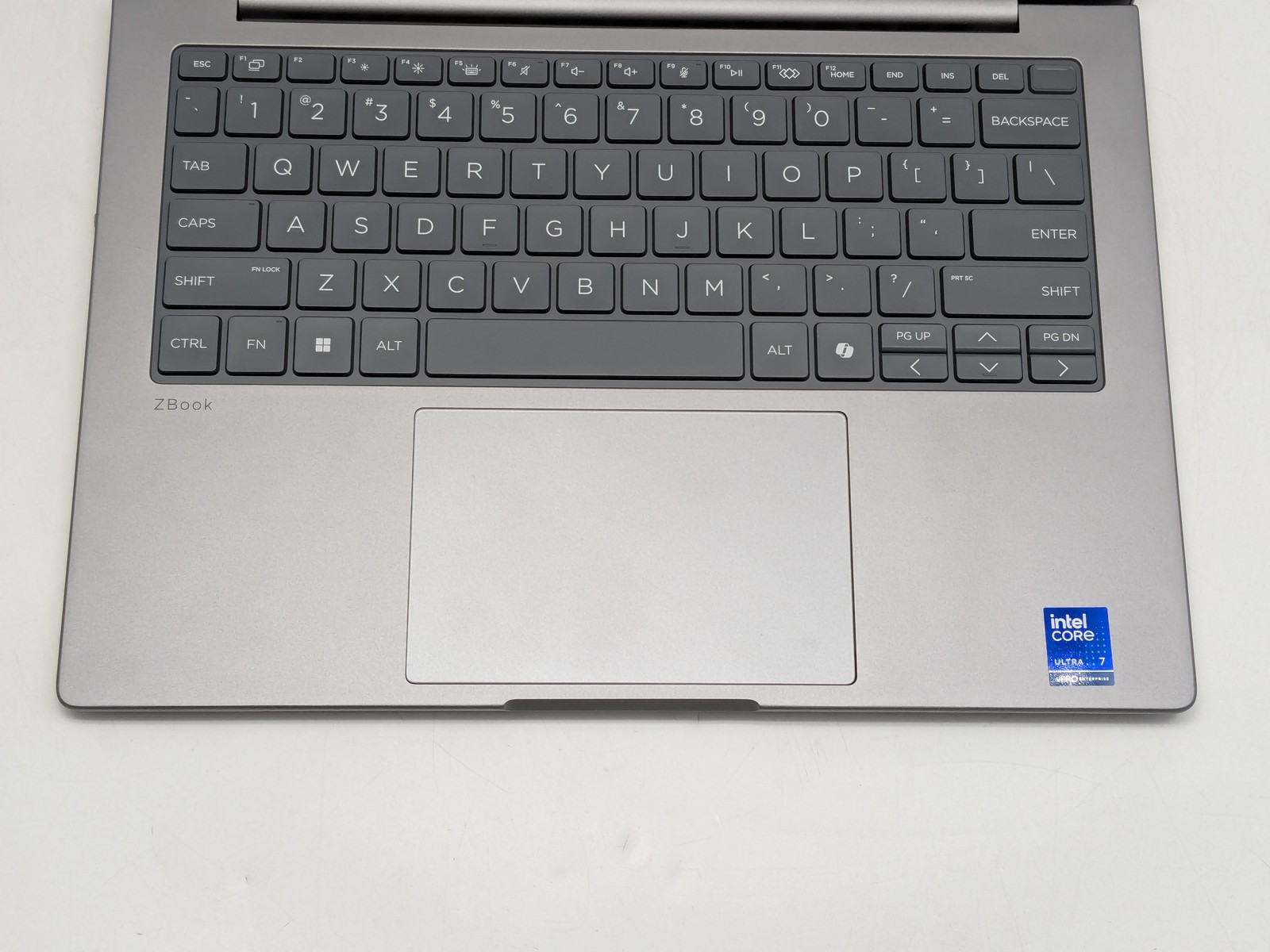 HP ZBook 8 G1i 14 14″ Ultra 7 265U 32GB DDR5 512GB SSD Windows 11 Home