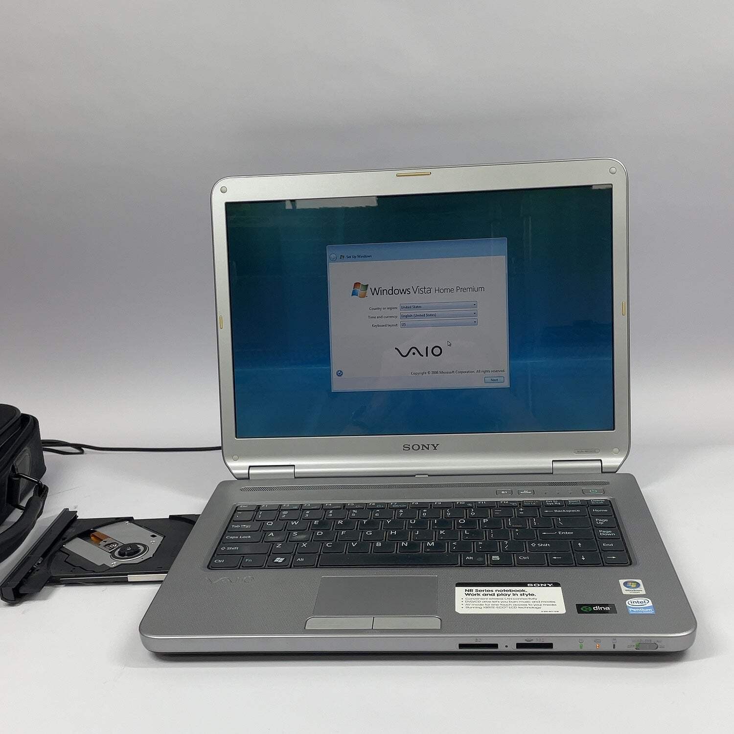 Sony Vaio PCG-7113L 15.4 Pentium Dual-Core 1.73GHz 2GB RAM 256GB HDD