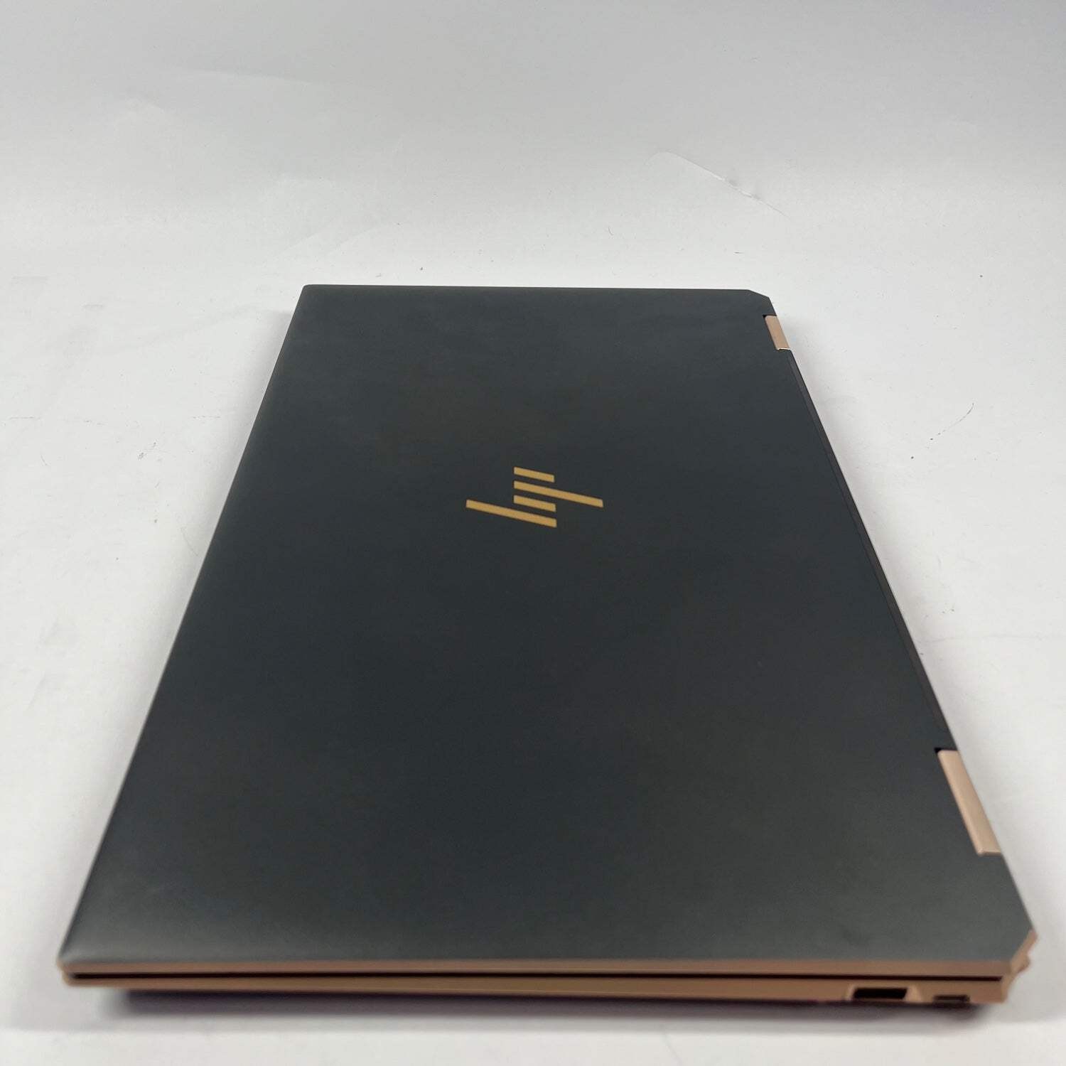Broken HP Spectre x360 16GB RAM 512GB SSD Stuttering and Faded Screen