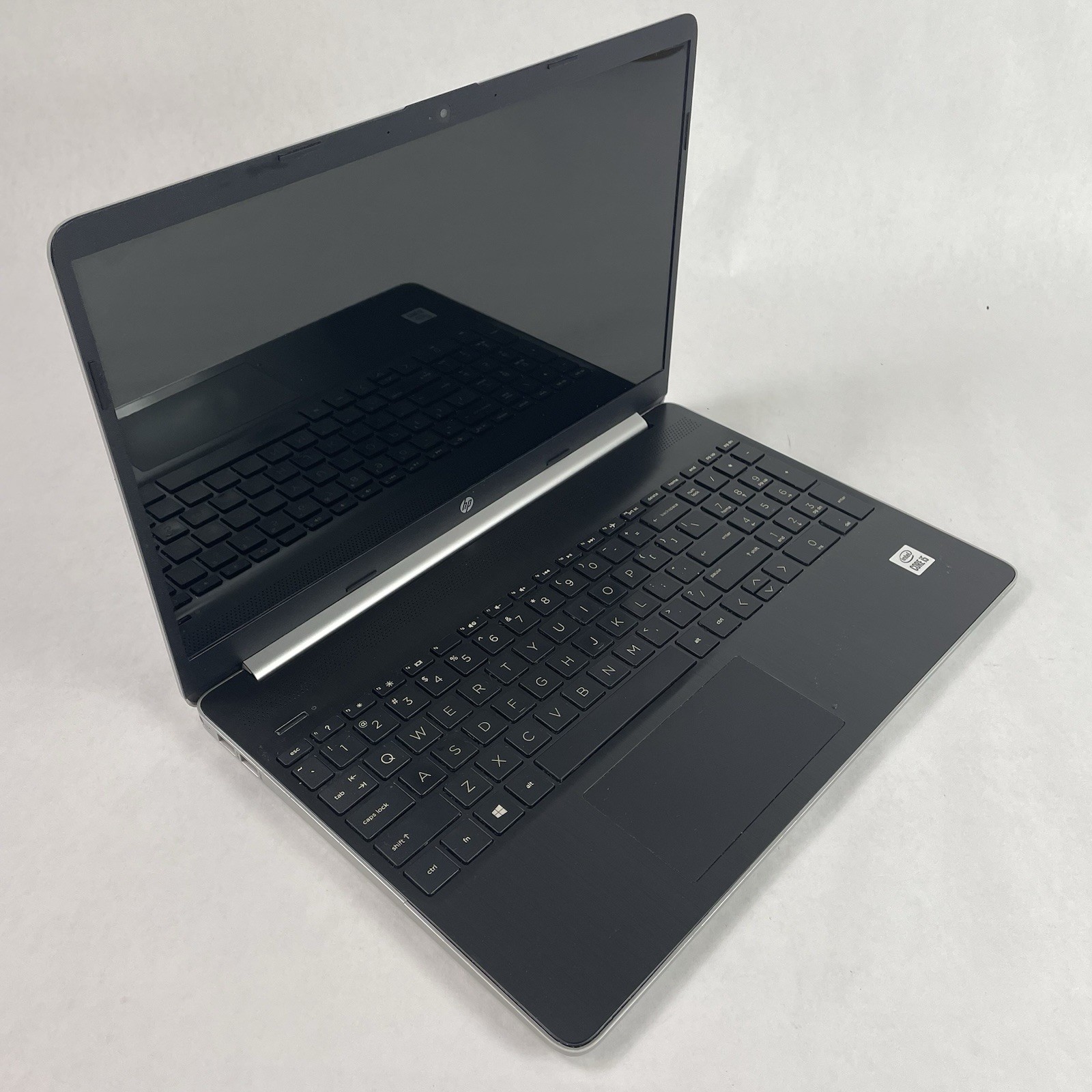 HP 15-dy1051WM 15.6″ i5-1035G1 1.00 GHz 8 GB RAM No SSD/OS/AC – Bad Bottom