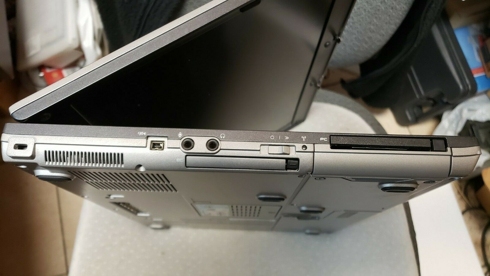 Dell Latitude D830 Intel 1.80Ghz/2.5GB/120GB HD/Nvidia/Wifi/Bluetooth/WinXPPro