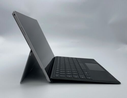 MICROSOFT SURFACE PRO 3 12.3″ Intel I7-4650U 256GB SSD 8GB RAM 1.7GHz WIN 10 PRO