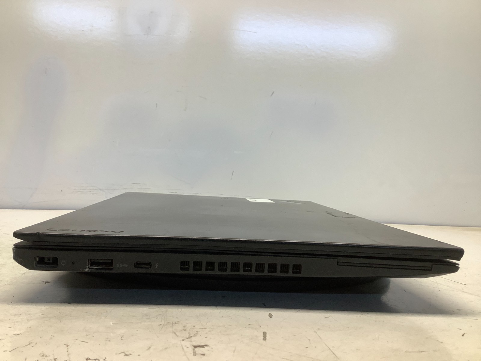 Lenovo ThinkPad T570 Intel i5-6300U 2.4GHz 8 GB NO HDD