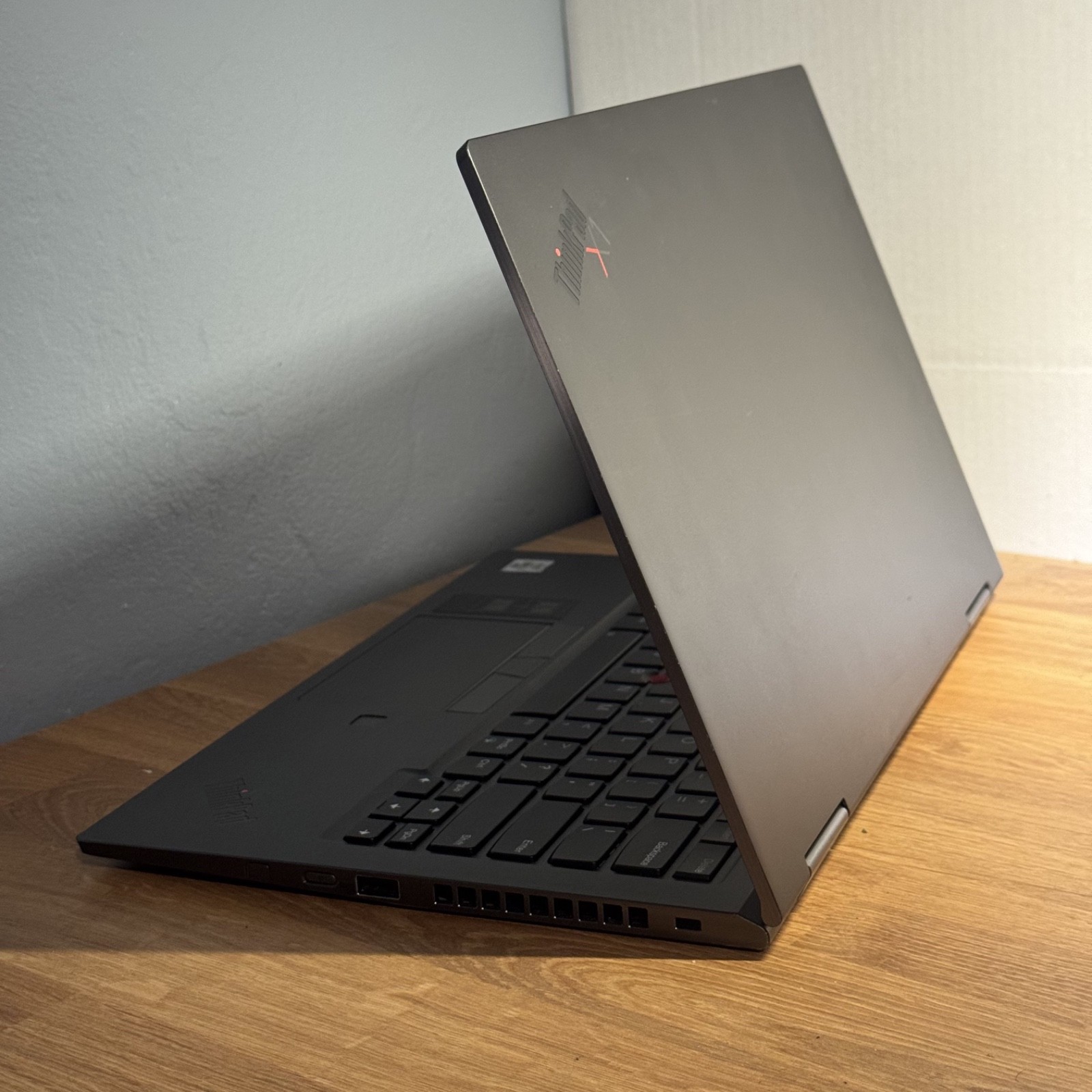 Lenovo ThinkPad X1 Yoga Gen 5 14″ TS i5-10310U 1.7GHz 16GB RAM 512GB SSD W11P #1