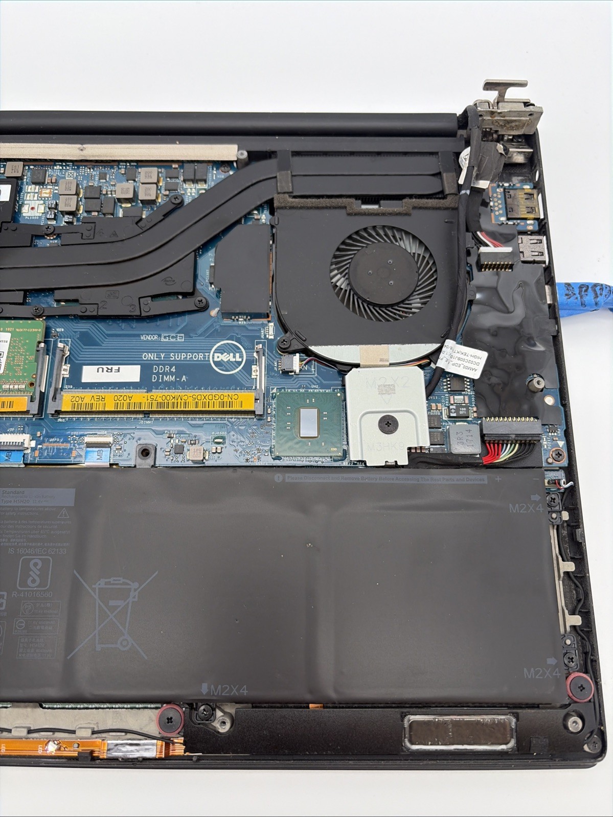 Dell Precision 5520 Xeon E3-1505M v6 4GB RAM 128GB SSD PARTS (L75)