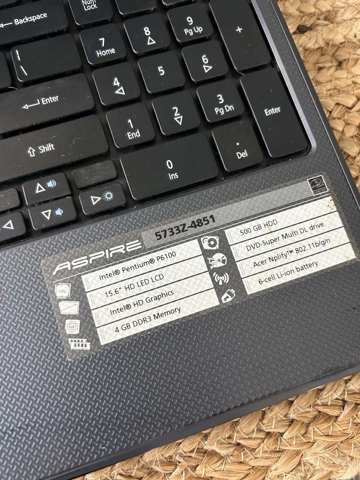 Acer Aspire 5733Z-4851 Laptop No Battery Or Charger Works