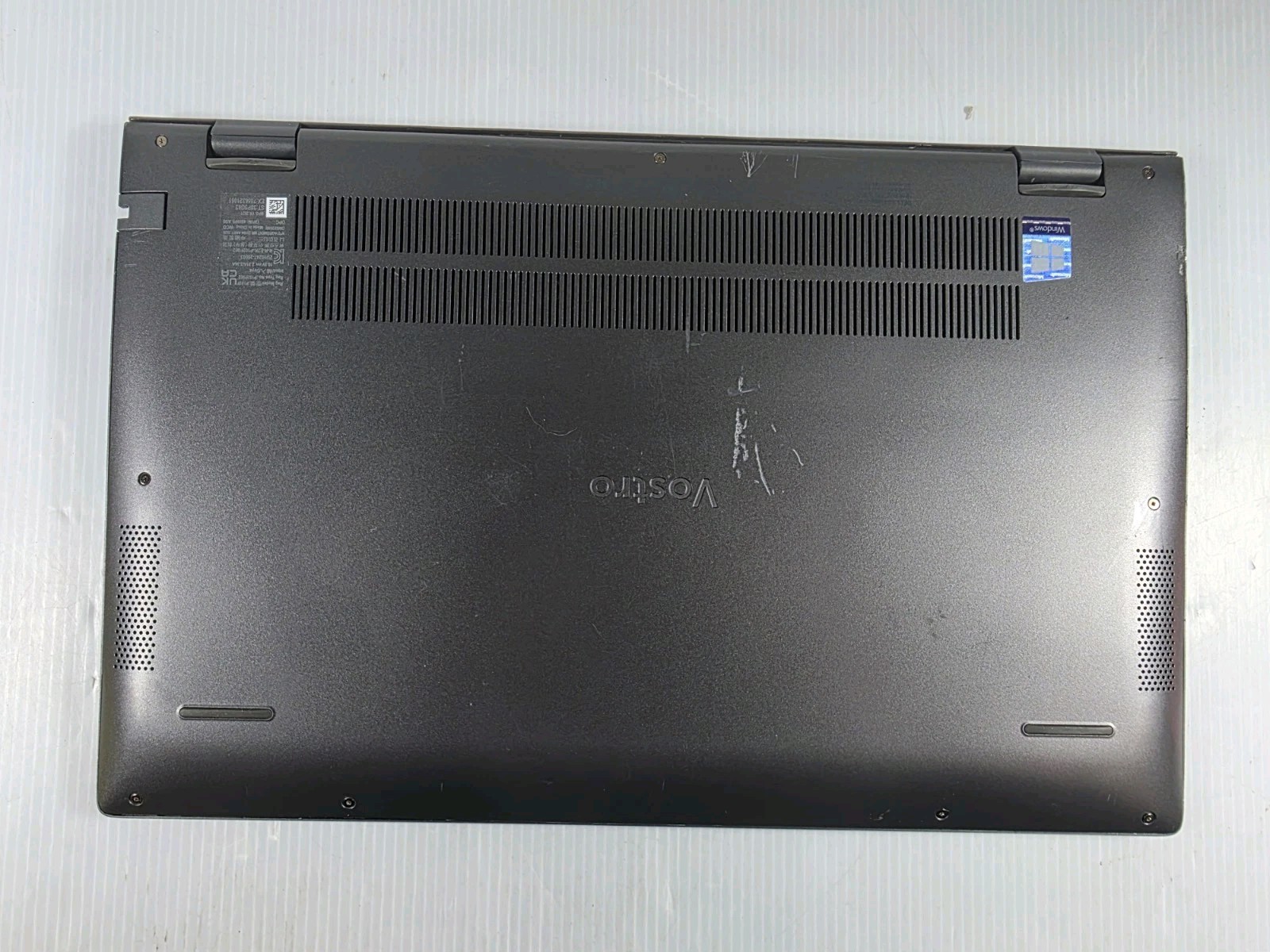 Dell Inspiron 5502 15.6″ Laptop| Intel i7 1165G7|512GB |16GB RAM |Nvidia Win 11