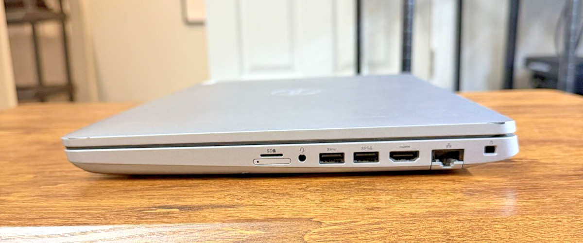 Dell Precision 3551 Intel(R) Core(TM) i5-10400H 16 GB RAM 256 GB SSD 15.6″