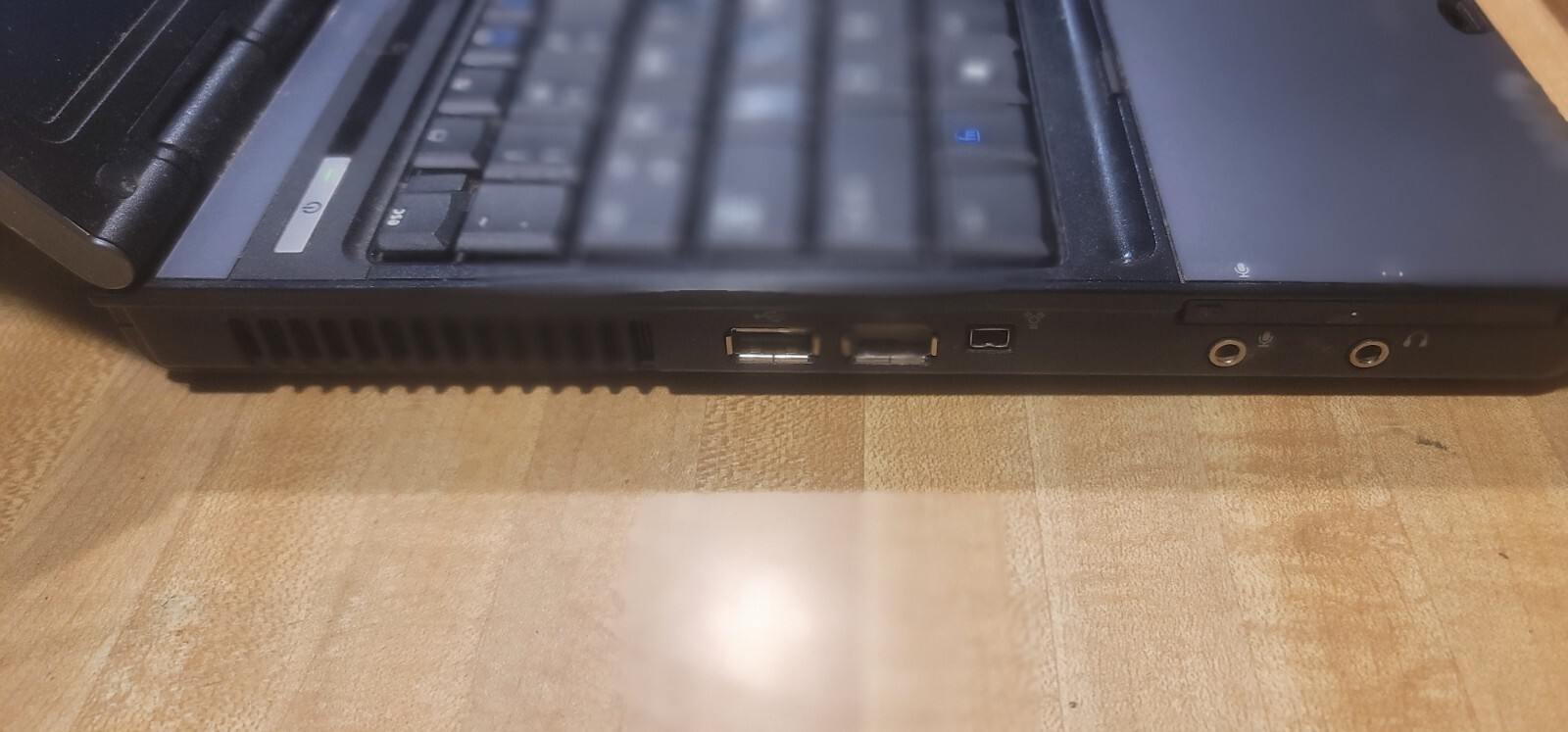 HP Compaq 6910p 14″ Laptop • 2GB RAM • 70GB HD • Windows 10 • Core 2 Duo 2ghz