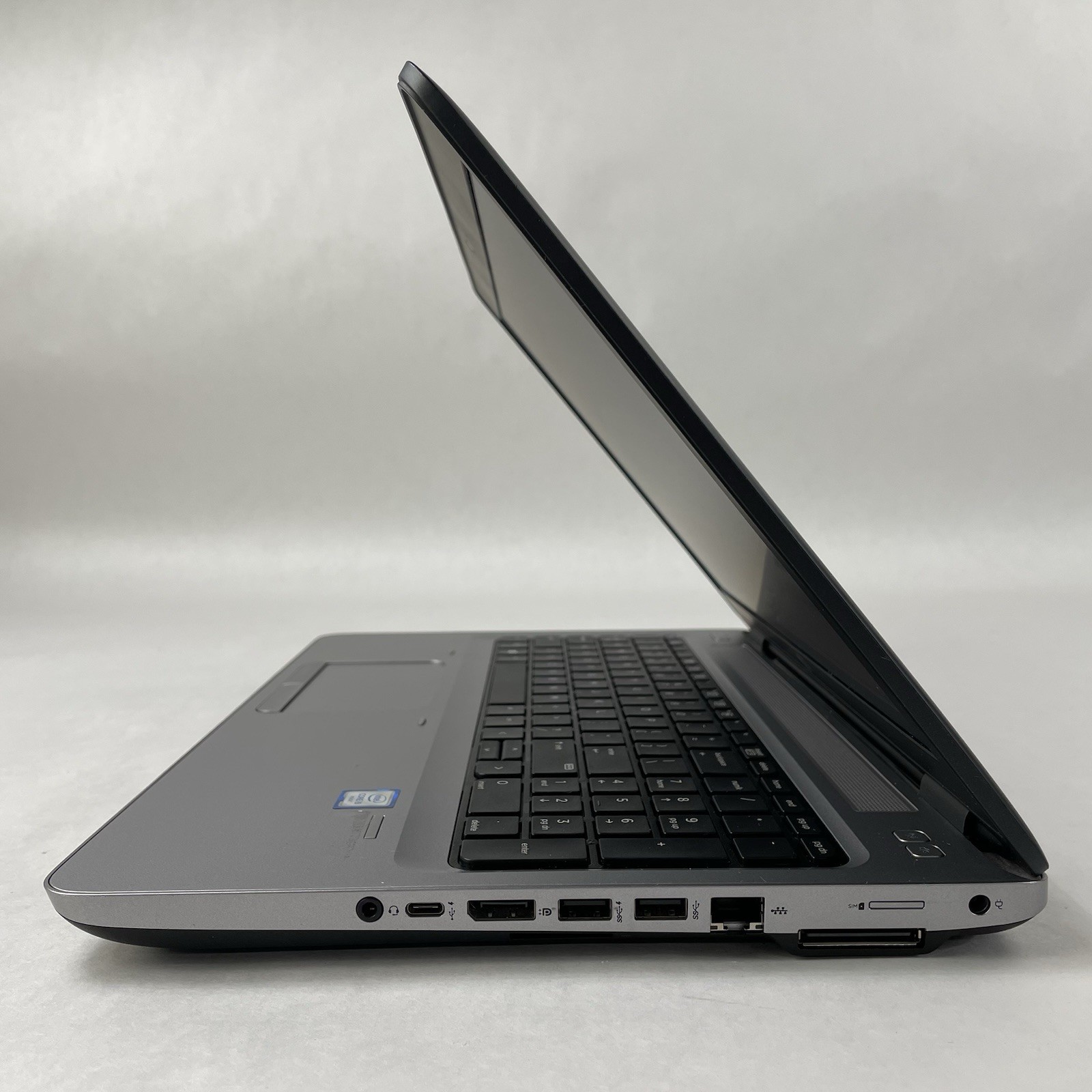 HP ProBook 650 G2 15.6″ i5-6200U 2.30 GHz 8 GB RAM No SSD/OS/AC/Battery