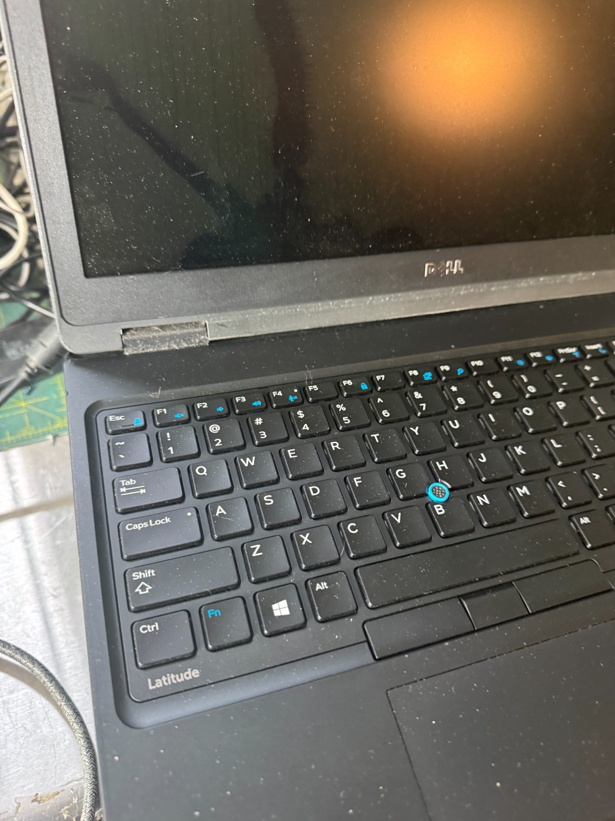 DELL LATITUDE Intel Core i5 7th Gen Laptop for Parts/Repair #4896