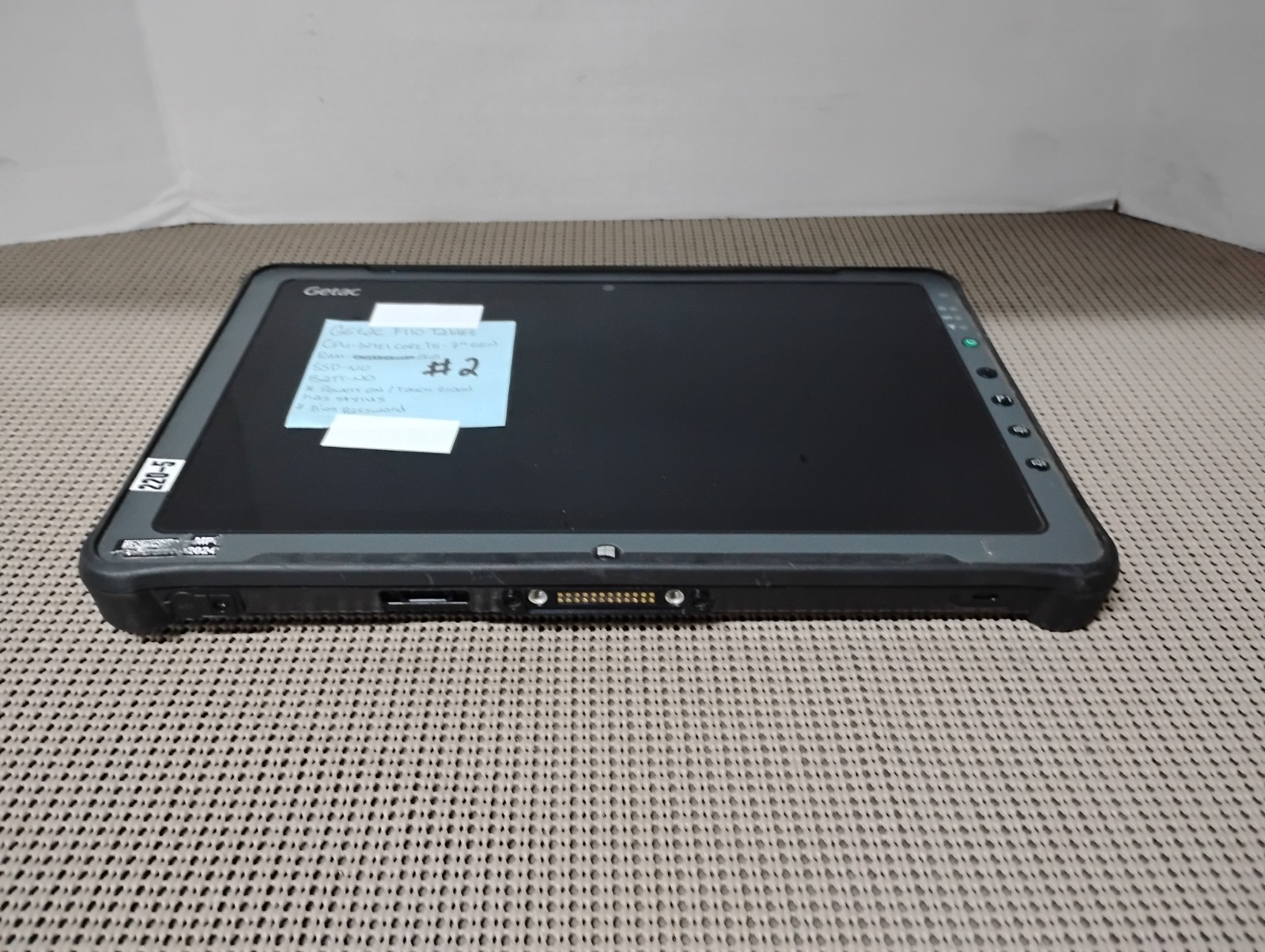 GETAC F110 INTEL CORE I5 7TH GEN 8GB RAM NO HD/BATTERY OR POWER CORD PARTS ONLY