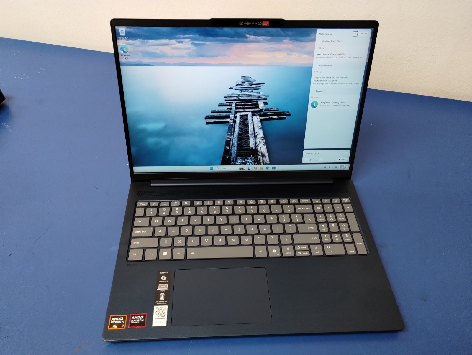 Lenovo IdeaPad 5 2-in-1 16AKP10, AMD Ryzen AI 7 350, 16 GB RAM, 1 TB NVMe SSD