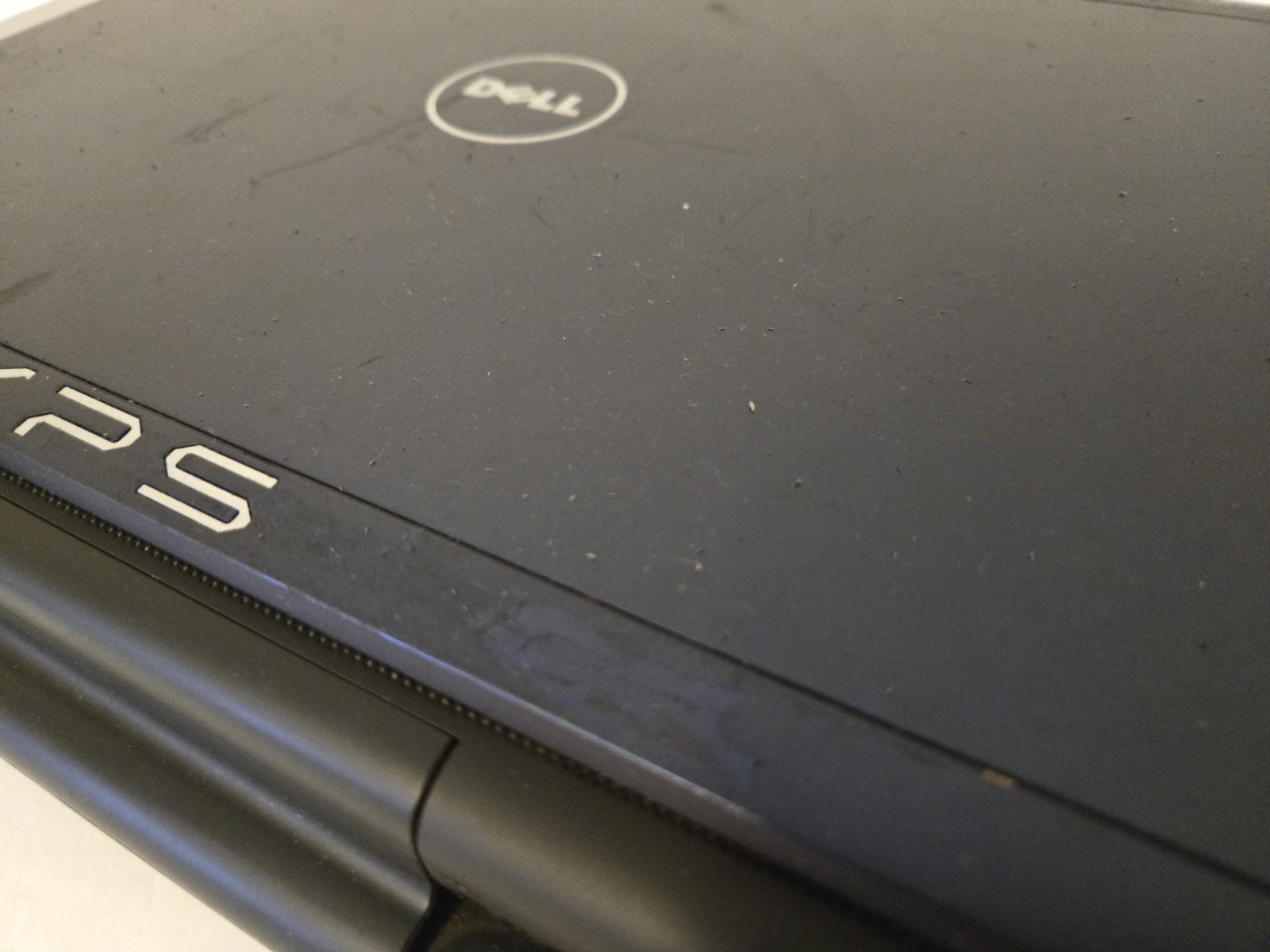 DELL XPS M1330, Intel Graphics, Core 2 Duo 1.66GHz 2GB Ram, 250gb Hdd, W-Vista