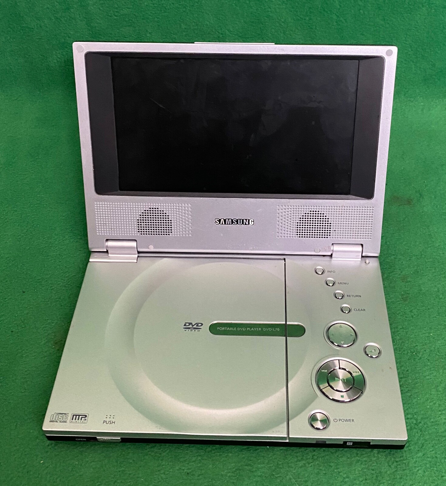 Samsung Chromebook X3303C12/Samsung DVD-L70 Portable DVD Player/Franklin Wordmas