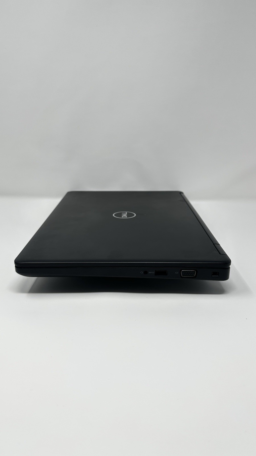Dell Latitude 5490 i7-8650U 16GB 238GB SSD Windows 11 Pro 14″ Black