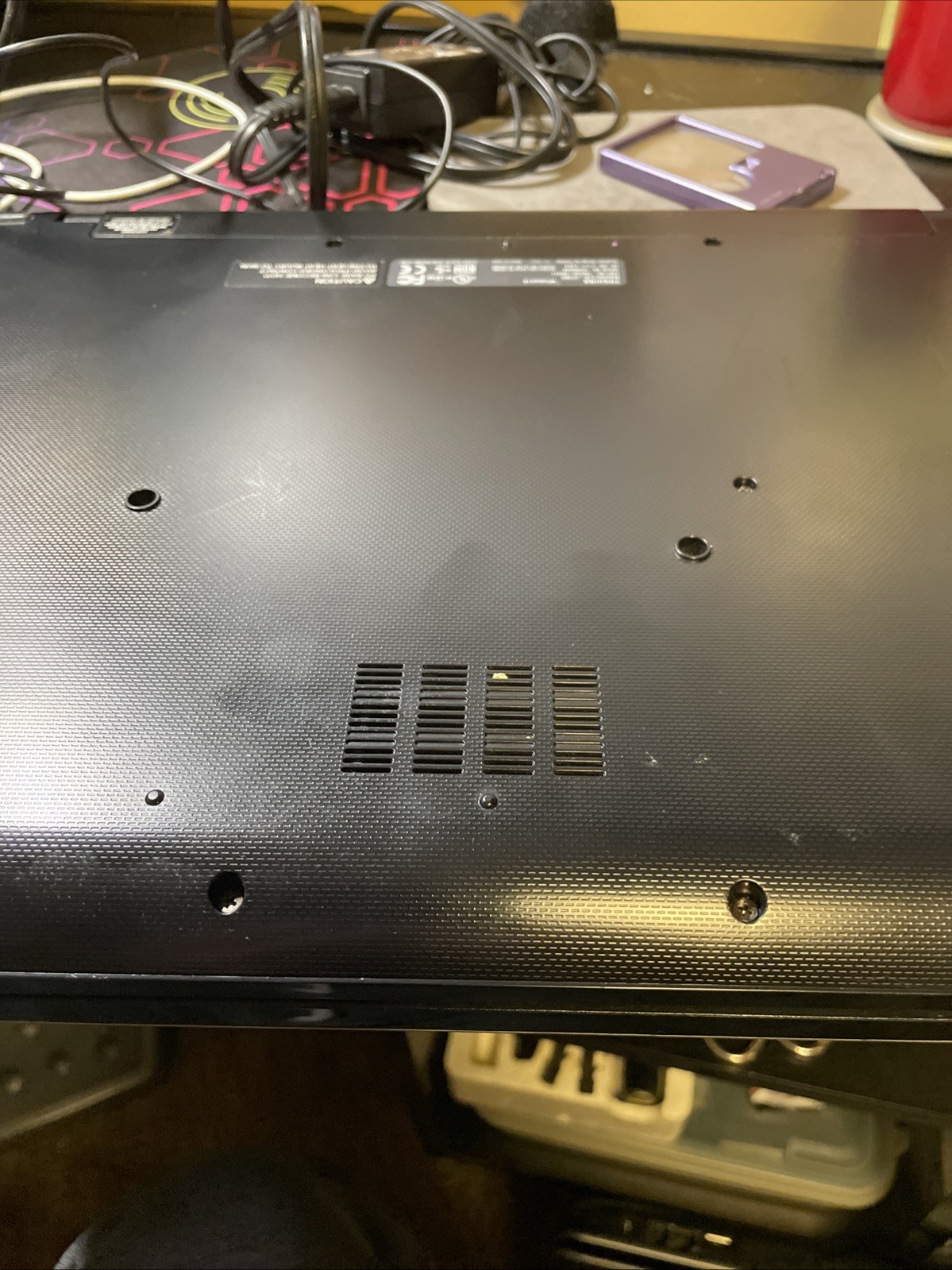 Toshiba Satellite L75-C7250 Intel i3-4005U 1.7GHz 6 GB 500 GB HDD