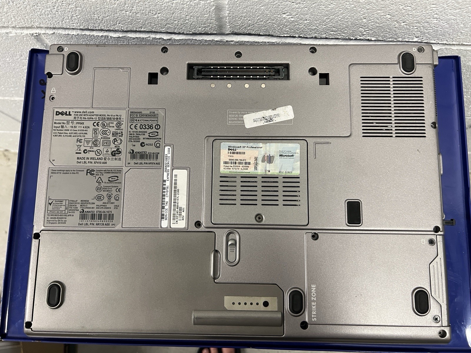 DELL LATITUDE D820 Core 2 Duo 1GB RAM 120GB HDD NVIDIA WINDOWS XP Serial Laptop
